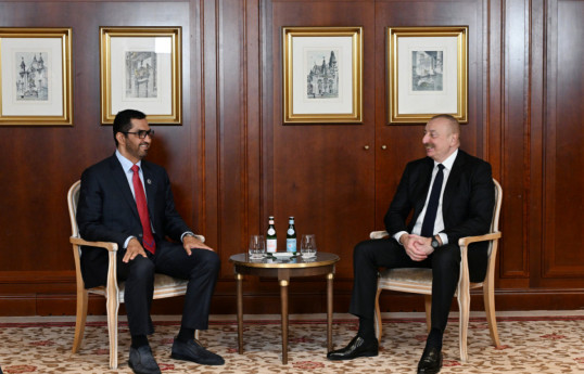 President Ilham Aliyev held meeting with UAE Minister of Industry and Advanced Technology-UPDATED-1 