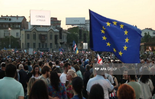 More than 20,000 Georgians march 'for Europe' to protest controversial bill