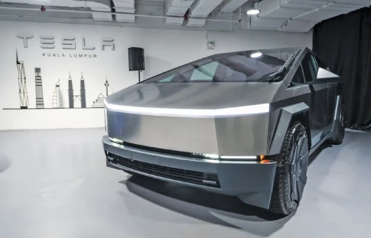 Tesla stops taking orders for cheapest Cybertruck, offers $100,000 version now