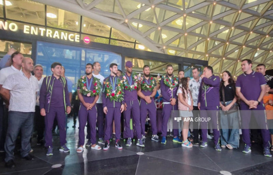 Azerbaijan's NOC rewards Olympic medalists