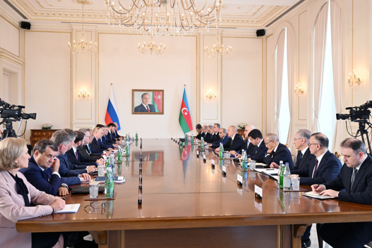 Presidents of Azerbaijan and Russia held expanded meeting-UPDATED-1 -PHOTO 