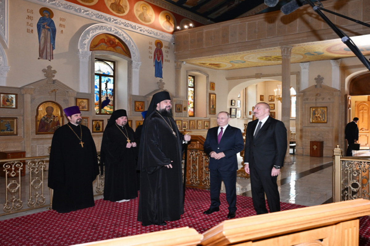Azerbaijani and Russian Presidents visited Holy Myrrhbearers Cathedral-UPDATED 