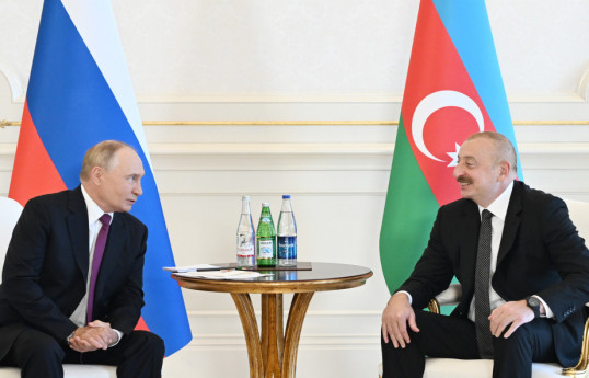 Russian President Vladimir Putin and President of Azerbaijan Ilham Aliyev