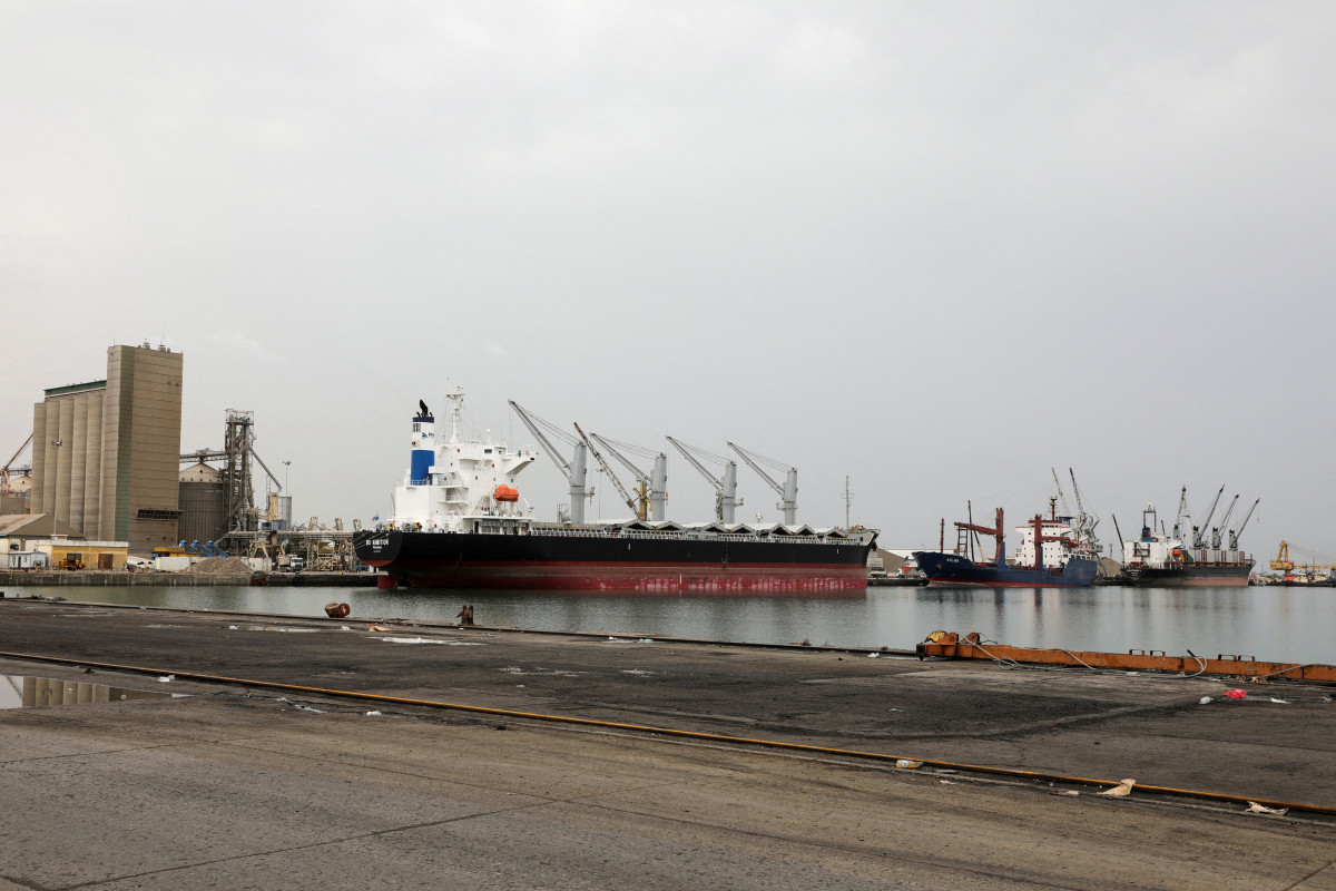 Tanker adrift after multiple attacks in the Red Sea, UK maritime agency says