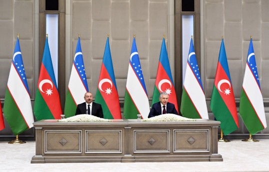 Ilham Aliyev, President of the Republic of Azerbaijan and Shavkat Mirziyoyev, President of the Republic of Uzbekistan