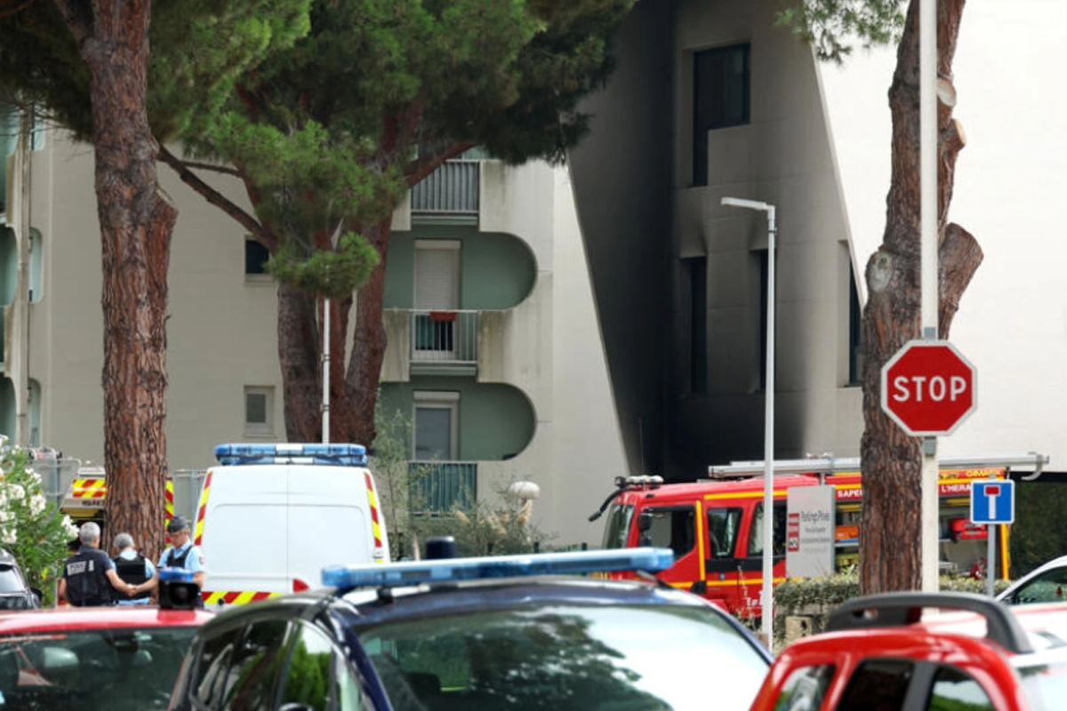 French police officer hurt in suspected arson attack in front of synagogue
