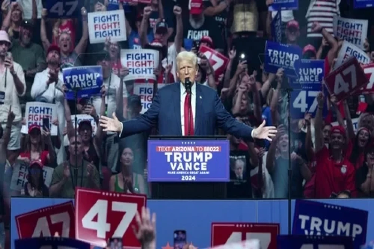 Trump struggles to keep media spotlight in battle with Harris