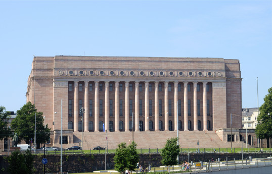 Finnish workers begin strikes against labour reforms, welfare cuts