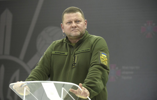 Zelensky wants to sack Zaluzhny because of his secret talks with West — Hersh