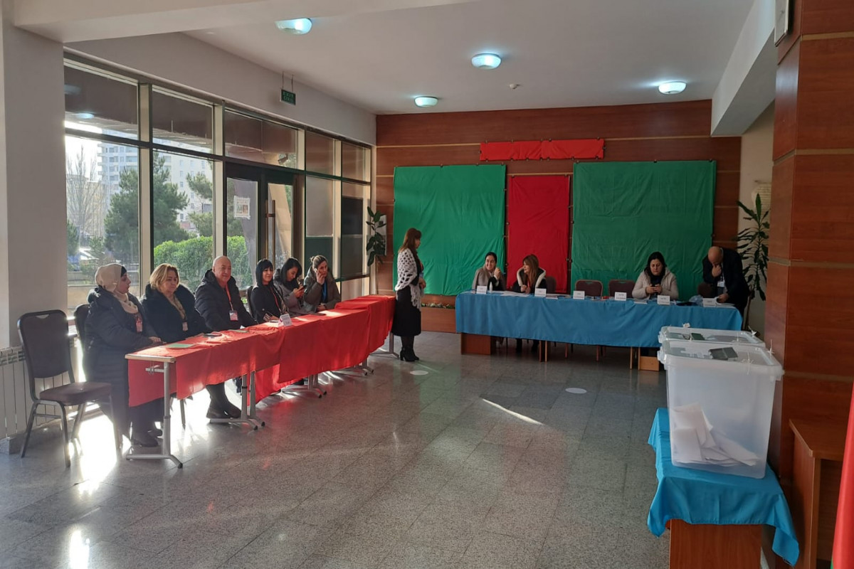 Record number of observers from NGOs are watching snap presidential elections in Azerbaijan-PHOTO 