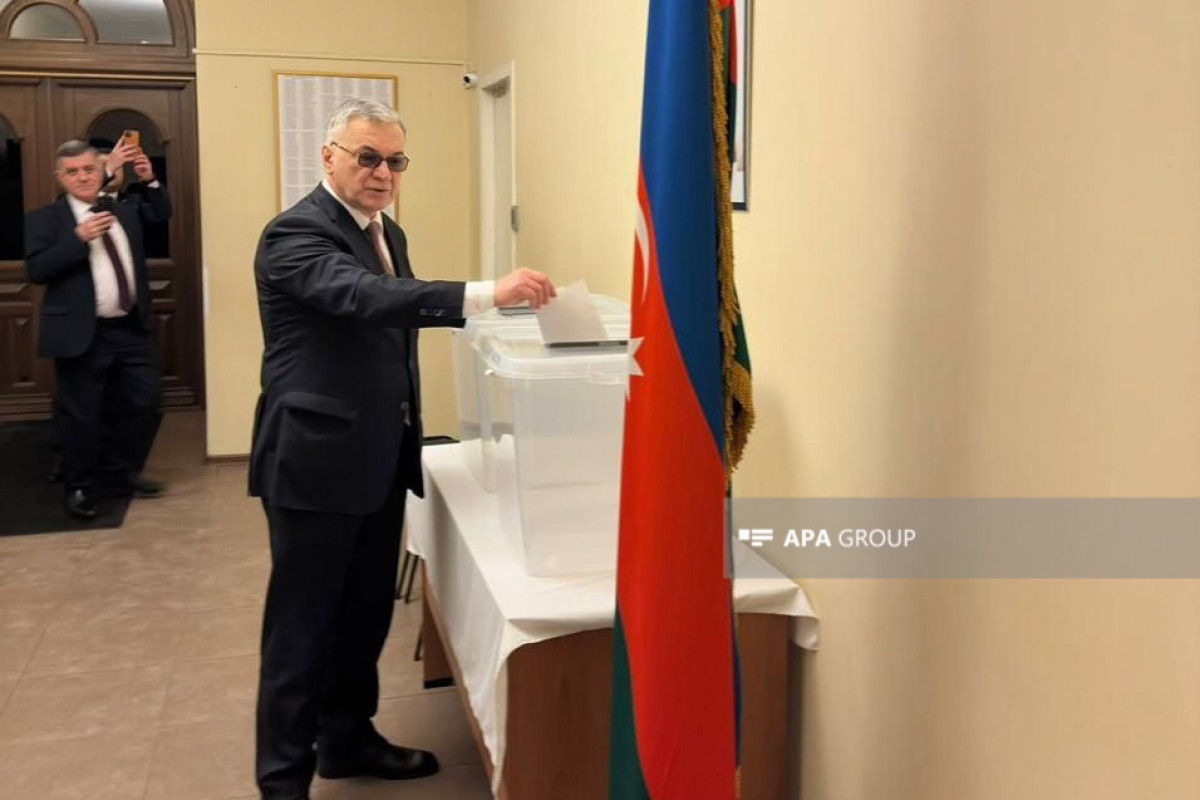 Up to 80% of voters used their right to vote in Azerbaijani Consulate General in St. Petersburg -PHOTO 