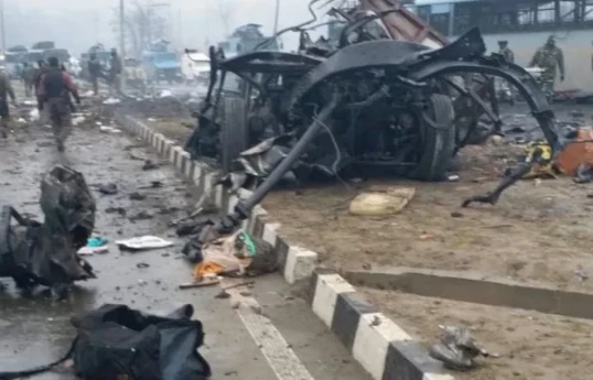 Bombings kill 25 in Pakistan