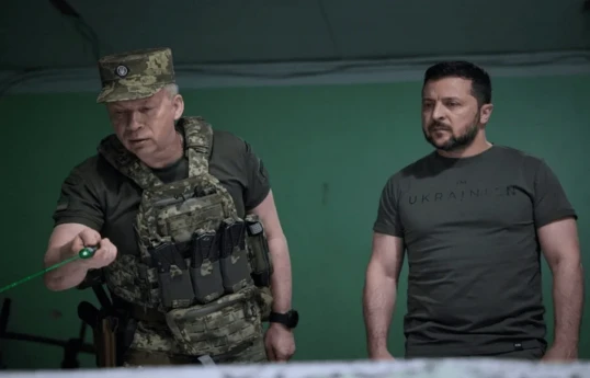 Ukrainian leader replaces top commander, Zaluzhny, with Oleksandr Syrskyi