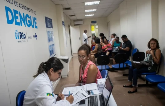Brazil starts mass vaccination campaign against dengue