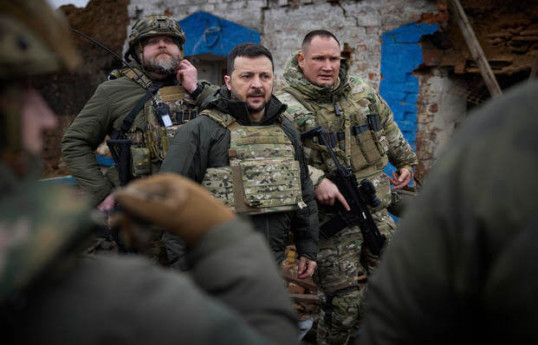 Zelenskyy fills out rebooted Ukraine military team