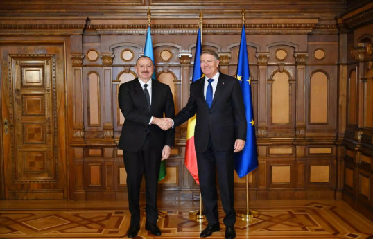 Ilham Aliyev, President of the Republic of Azerbaijan and Klaus Werner Johannis, President of Romania