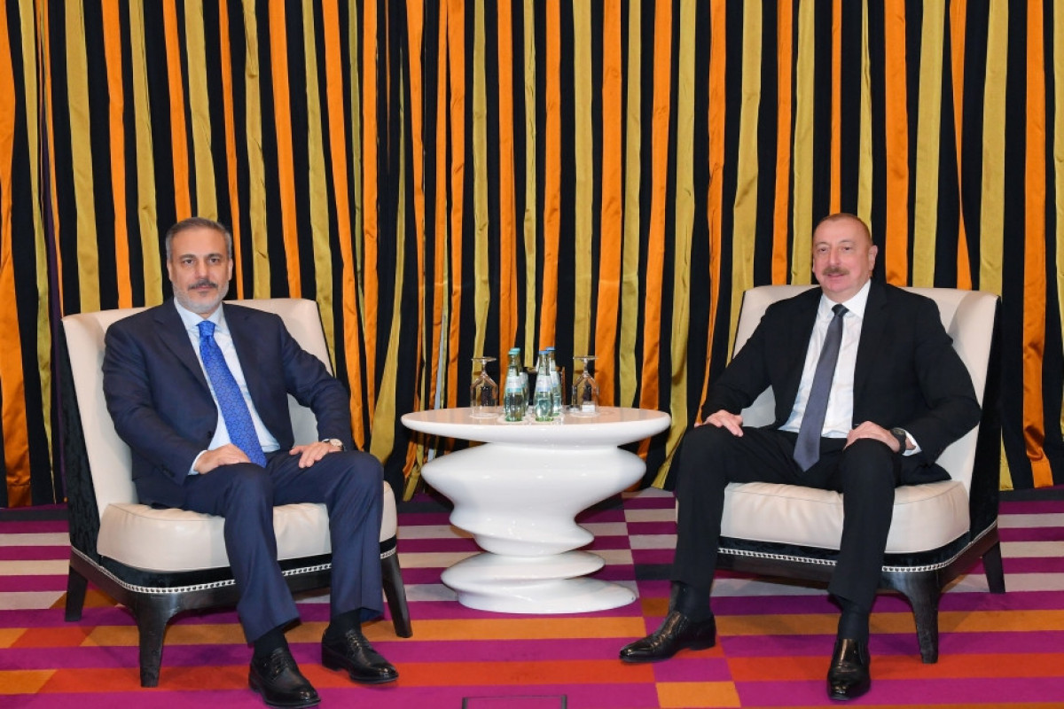 Azerbaijani President met with Turkish FM in Munich