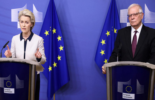 Ursula von der Leyen and Josep Borrell