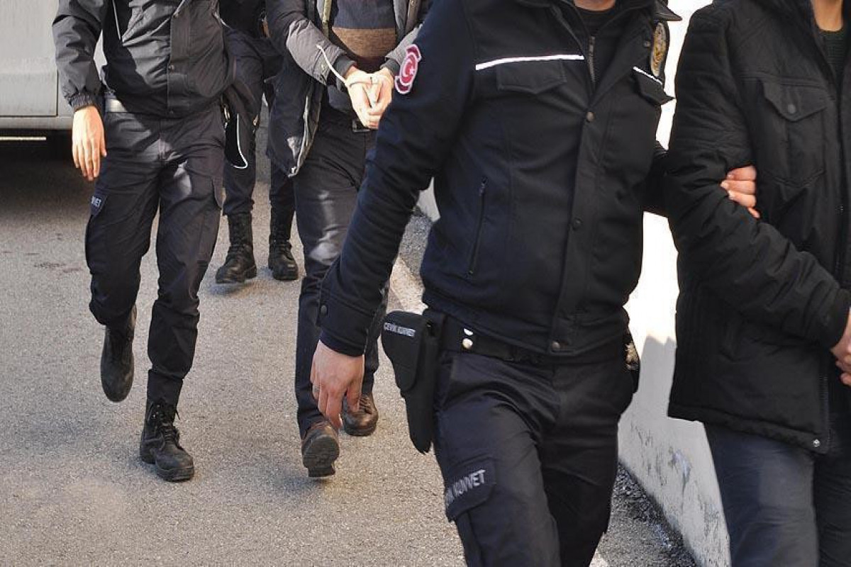 Turkish police detain 12 IS suspects