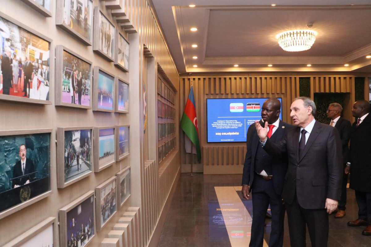 Kenyan General Prosecutor visitsAzerbaijan - -PHOTO