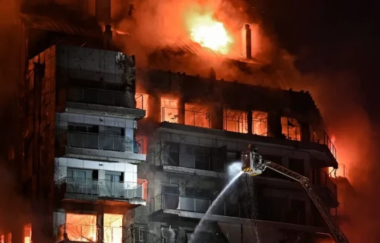People feared trapped in Spain high-rise fire