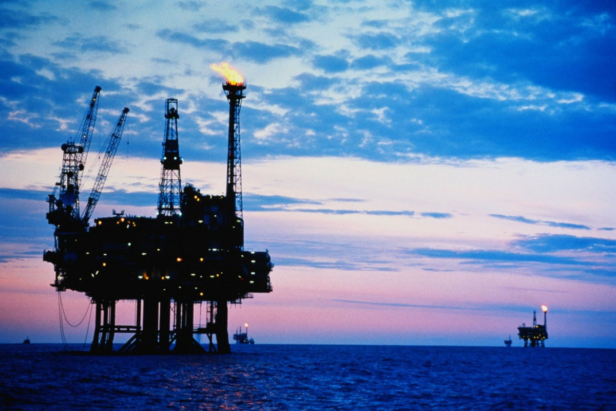 Azerbaijani oil price drops to $86