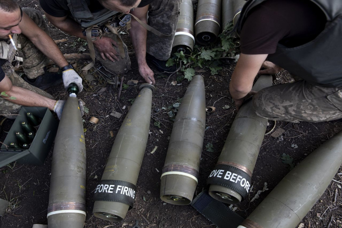 North Korea has sent 6,700 containers of munitions to Russia, South Korea says