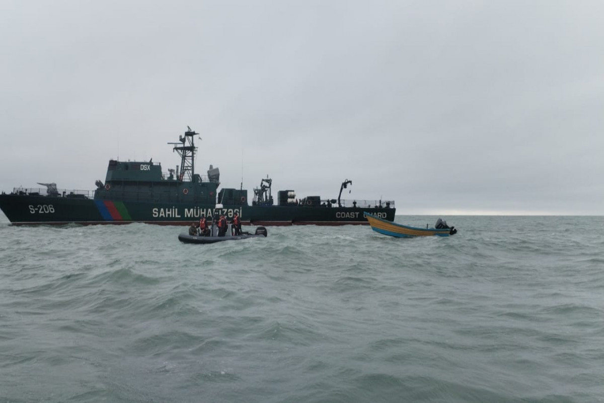 Azerbaijan detains iranian citizens who violated border by boat in Caspian Sea -<span class="red_color">PHOTO-<span class="red_color">VIDEO