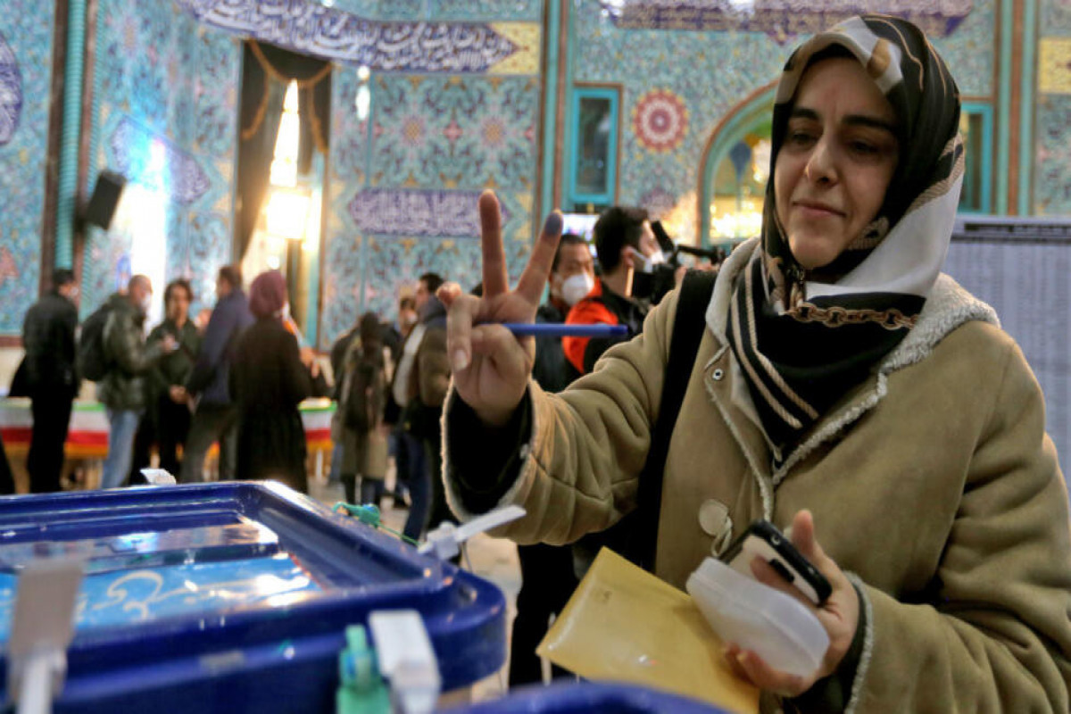 Over 15,000 to run for parliament seats in Iran
