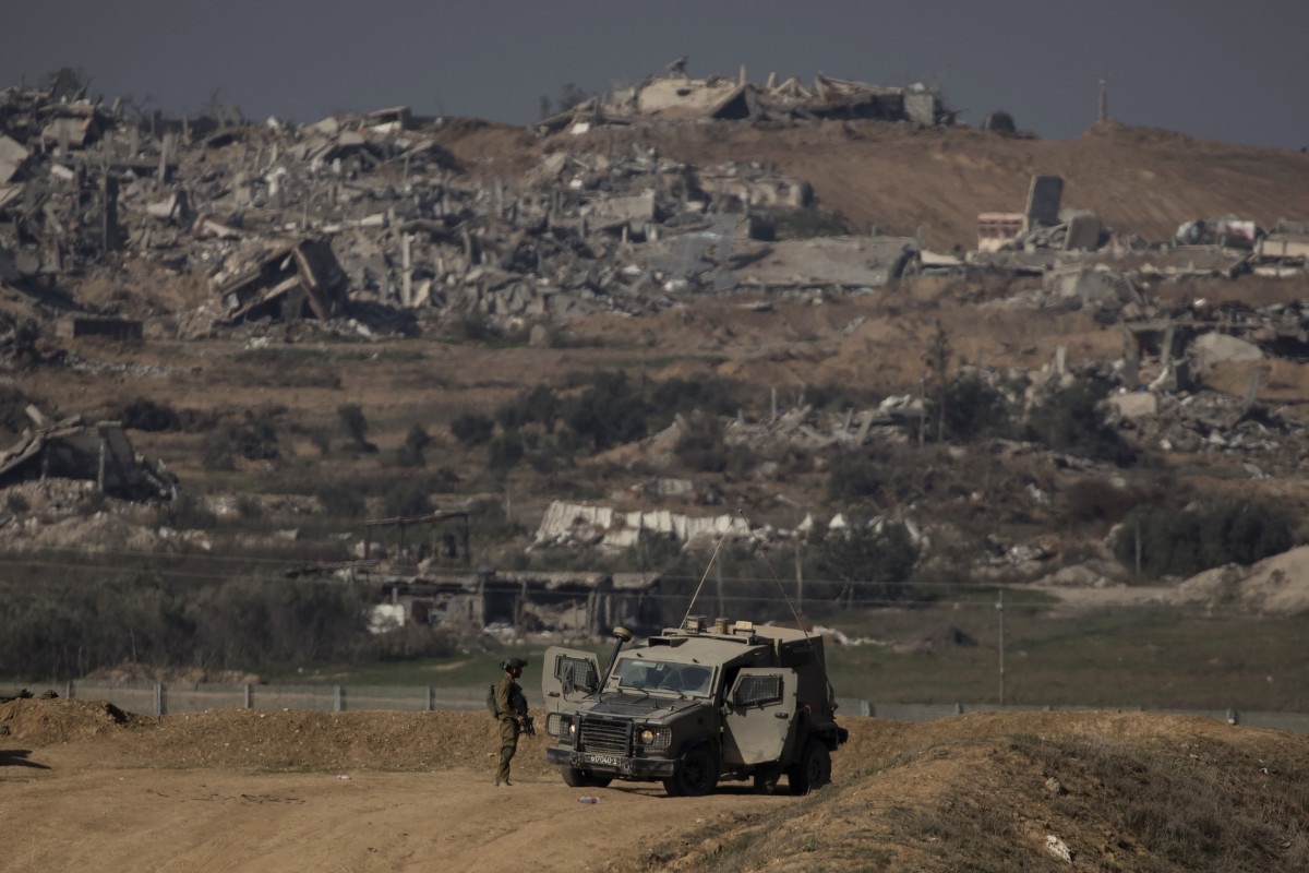 Withdrawal of some Israeli troops appears to be start of next phase of war, US official says
