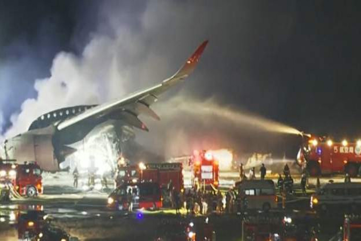 Japan Airlines: Five people on board coastguard plane dead-VIDEO -UPDATED-4 