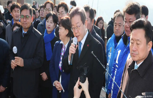 South Korean opposition leader Lee Jae-myung stabbed in neck