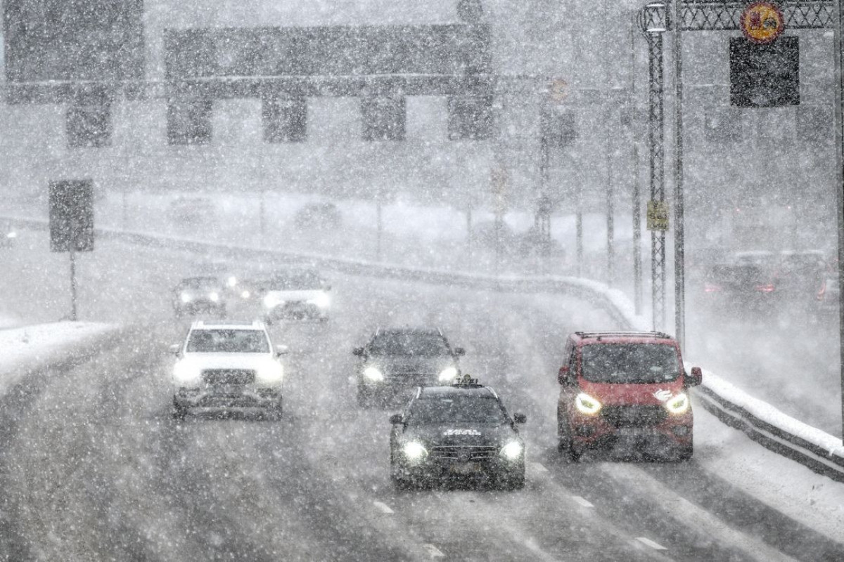 Extreme cold causes traffic chaos in Sweden