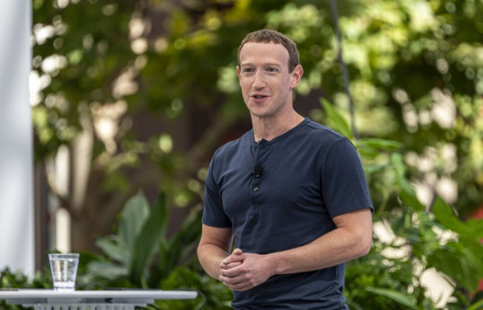 Mark Zuckerberg sold Meta shares worth more than $400 million in the last 2 months of 2023