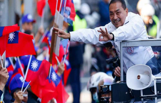 Philippines remains open to diplomacy with China