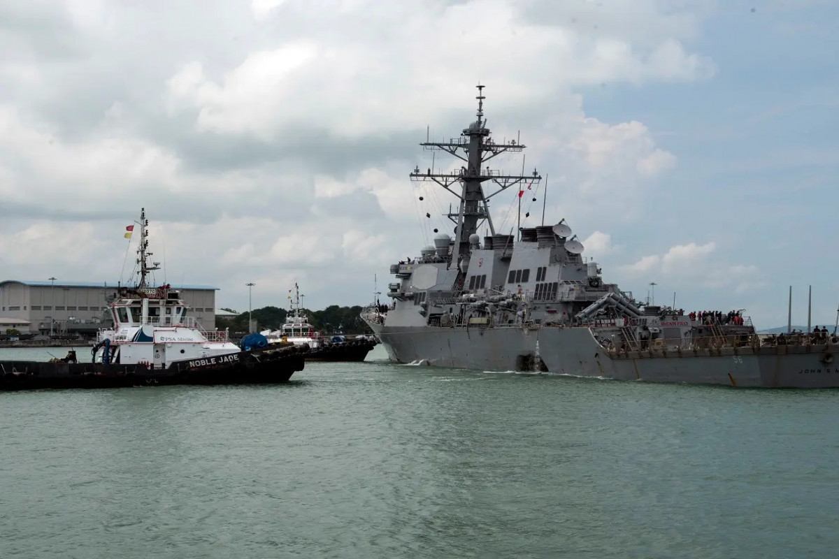 Merchant vessel approached by six craft near Yemen, says UK