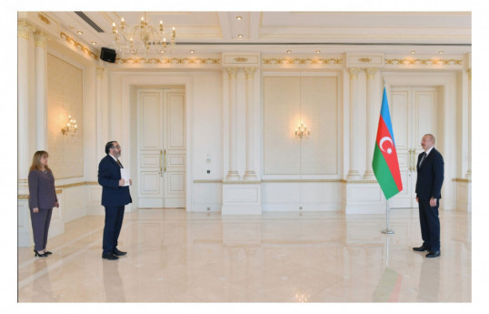 President of Azerbaijan Ilham Aliyev accepted credentials of incoming ambassador of Peru-UPDATED 
