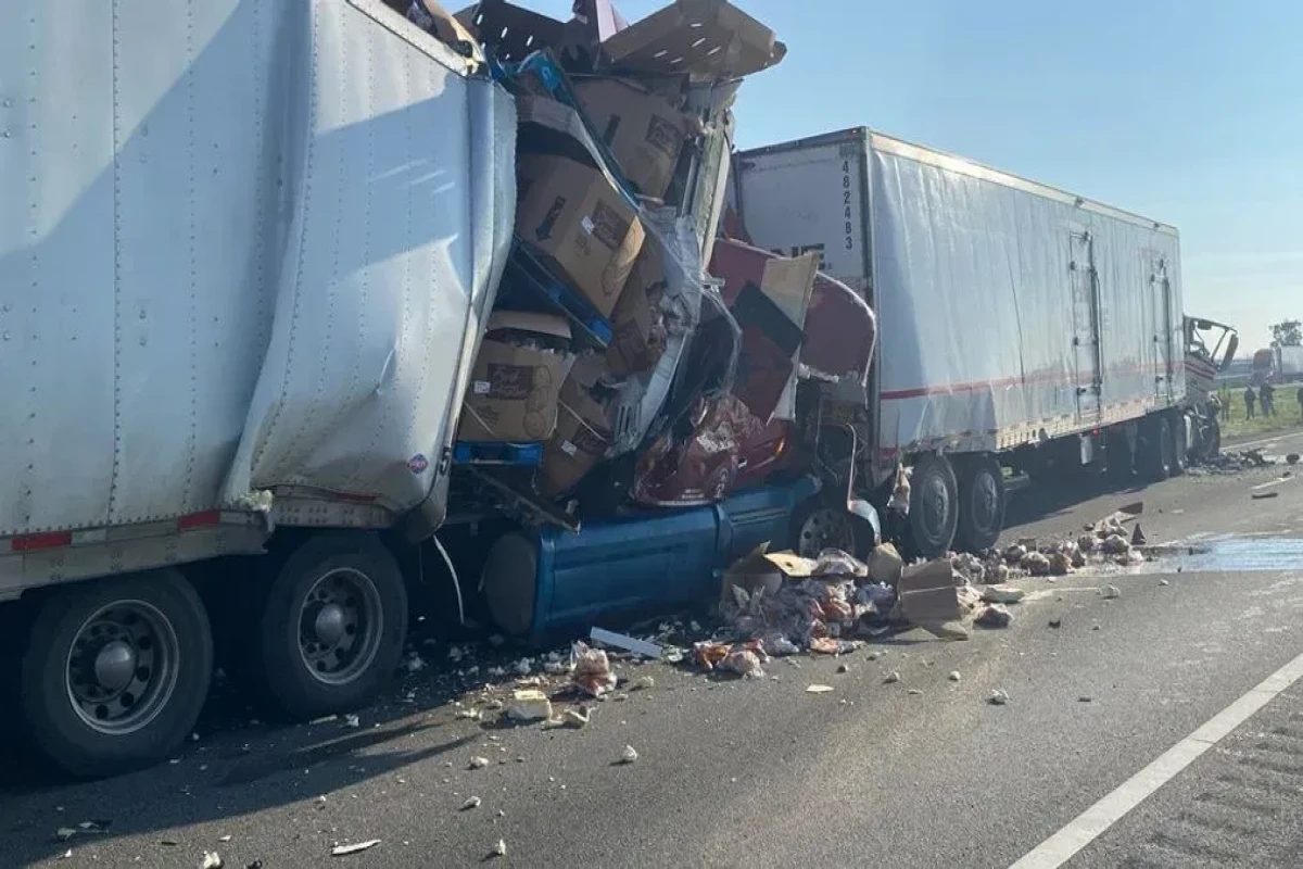 Two dead, nine injured in 35-vehicle pile up in California