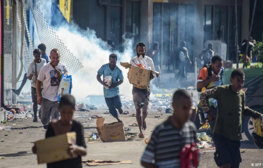 State of emergency declared in Papua New Guinea due to large-scale riots in capital