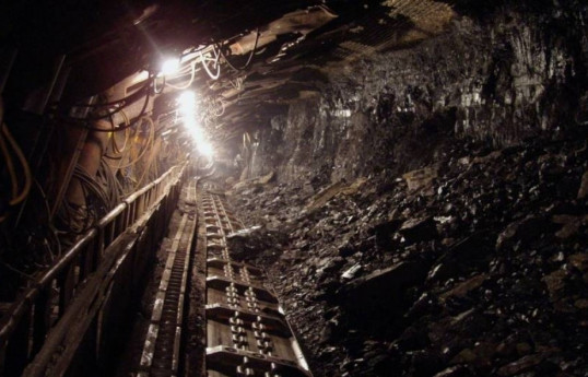61 trapped, 14 missing in central China coal mine accident