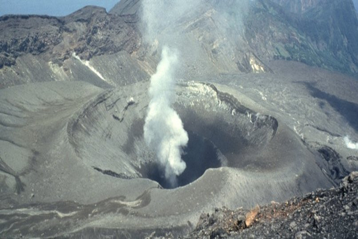 Volcano erupts on southwestern Japan island