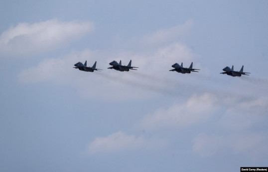 Poland sends warplanes near border with Ukraine amid Russian aviation activity
