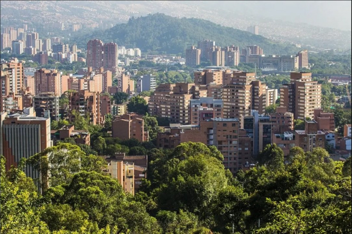 Tragedy strikes as over 30 people lose their lives in Colombia landslide