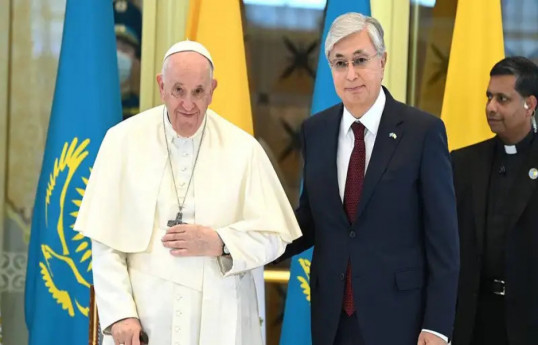 Pope Francis and  State Kassym-Jomart Tokayev