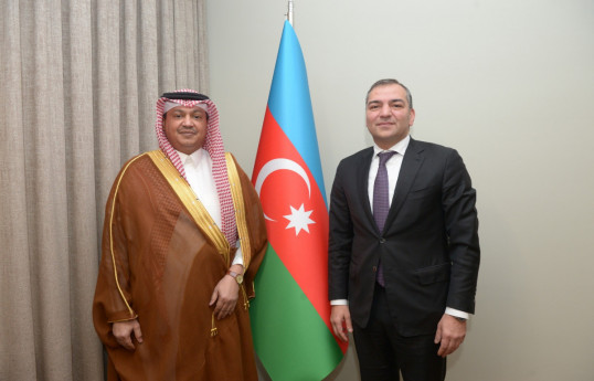 Azerbaijan discusses tourism prospects with 3 countries
