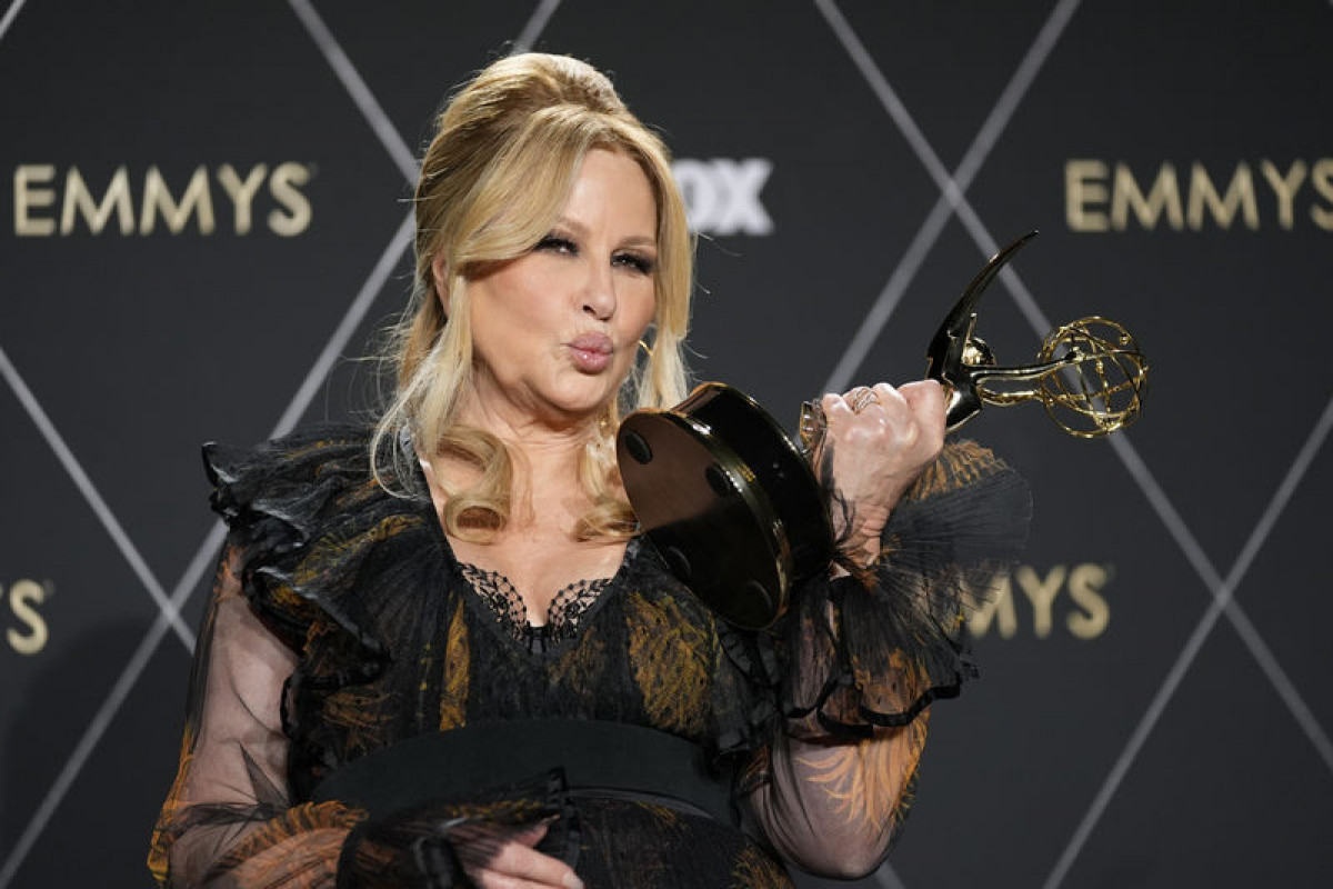 Winners of 75th Emmy Awards announced-PHOTO 