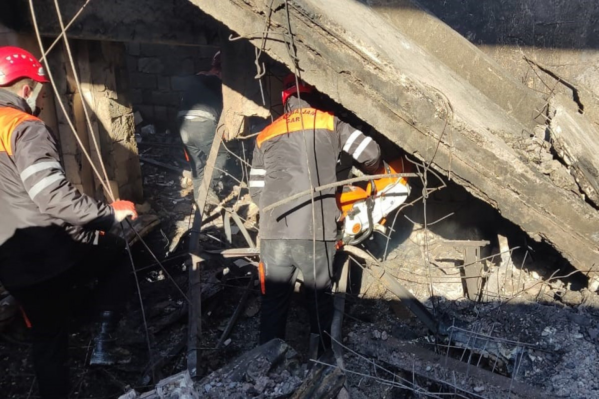 Azerbaijan completes search-rescue operations in area of explosion at workshop in Baku
