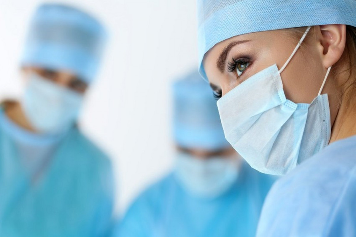 Azerbaijan extends period of providing supplements to salaries of health workers fighting COVID-19