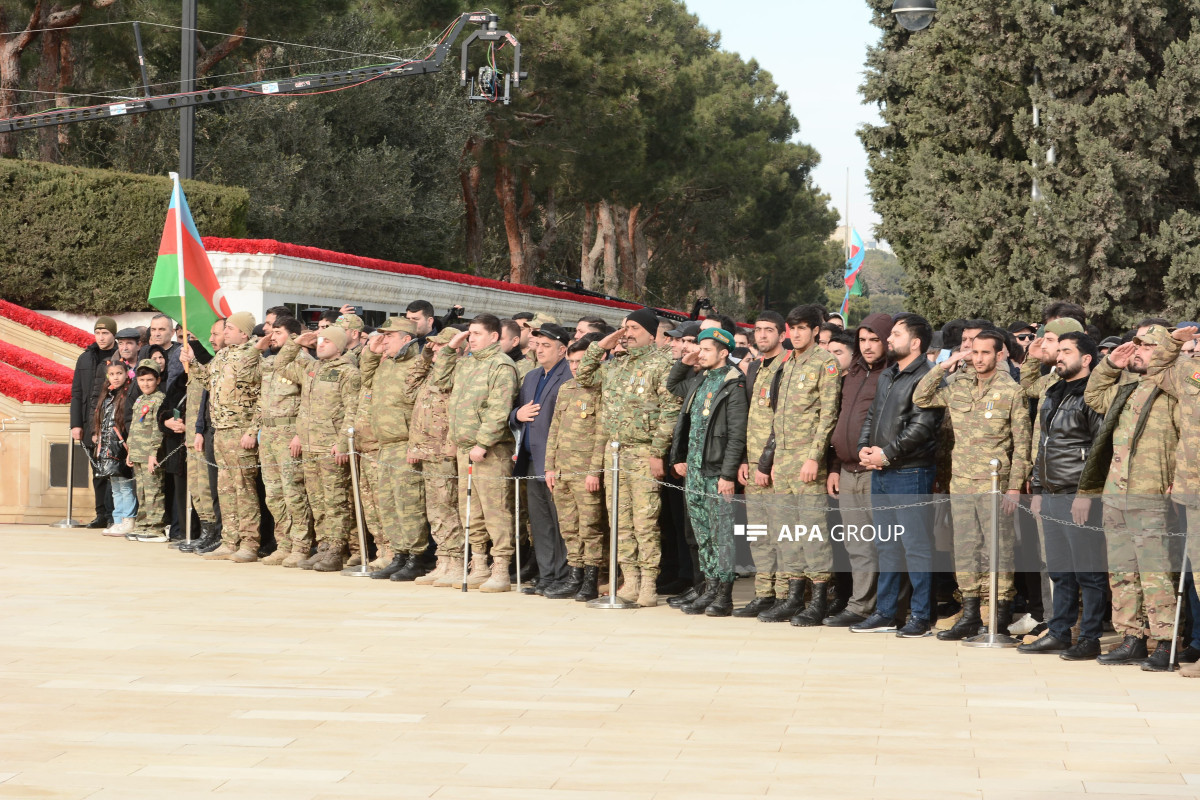 Azerbaijan observes moment of silence for January 20 martyrs-PHOTO -VIDEO 