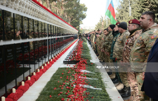 Azerbaijan commemorates martyrs of January 20-PHOTOSESSION 